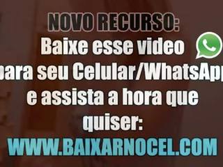 Casada se masturba いいえ banheiro enquanto o marido dorme