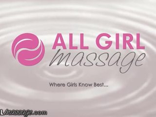 Allgirlmassage krissy lynn oils poikaystävä & menee ahead squirts päällä hänen