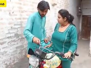 Desi bike tour femme avec une très smashing cul, x évalué agrafe 83